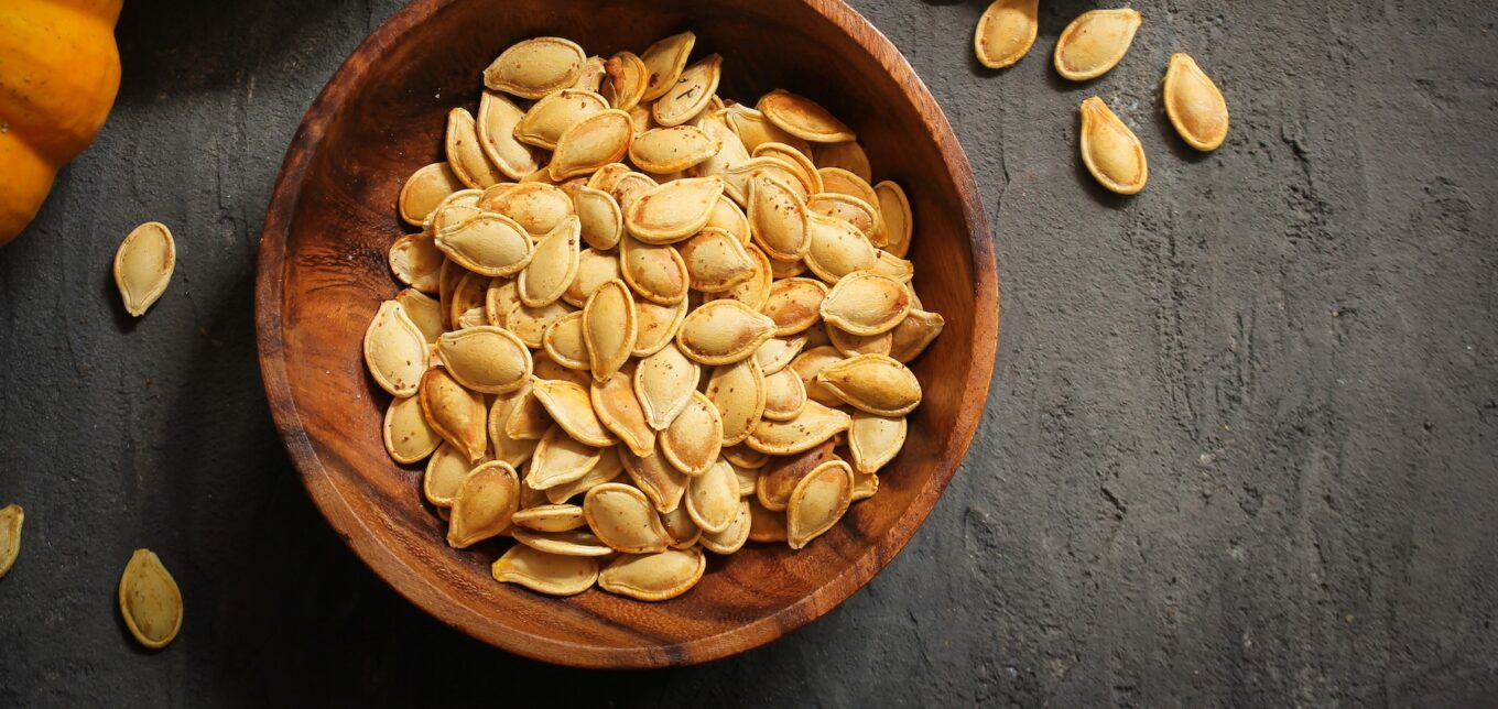 How to Roast Squash Seeds and Pumpkin Seeds – Mother Earth News - Vimarsana News